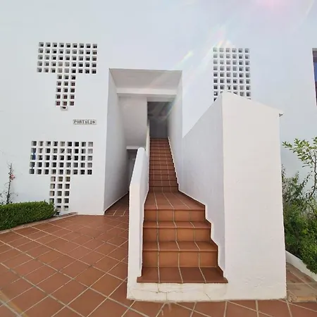 Urbanization La Maestranza, Puerto Banus, Nueva Andalucia Apartment *